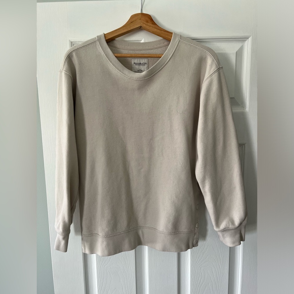 Abercrombie & Fitch Stone Crewneck Pullover Small